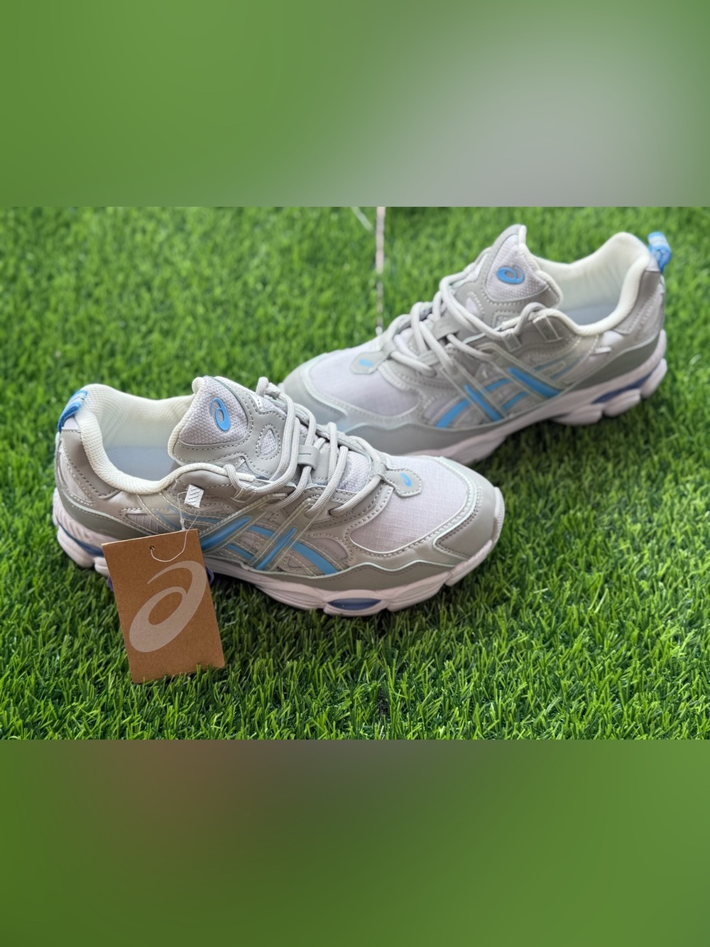Size 8.5 Men’s And 10 Women’s - Asics Gel NYC  White And Blue